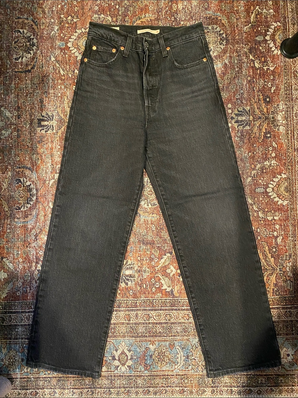 Levi's Ribcage Straight Black/Charcoal High Waist Jeans. Size 26.